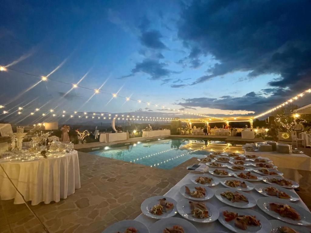 La Collina Dei Cavalieri Villa Belvedere Ostrense Luaran gambar
