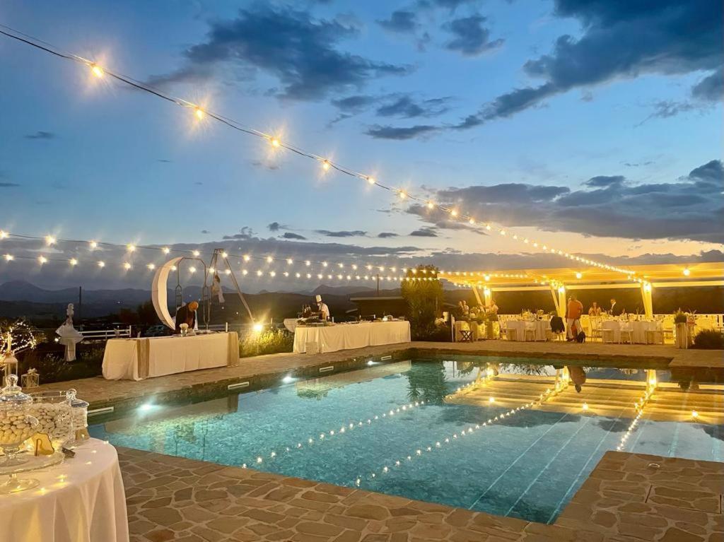 La Collina Dei Cavalieri Villa Belvedere Ostrense Luaran gambar